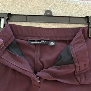 Briggs New York Women’s Burgundy Dress Pants
